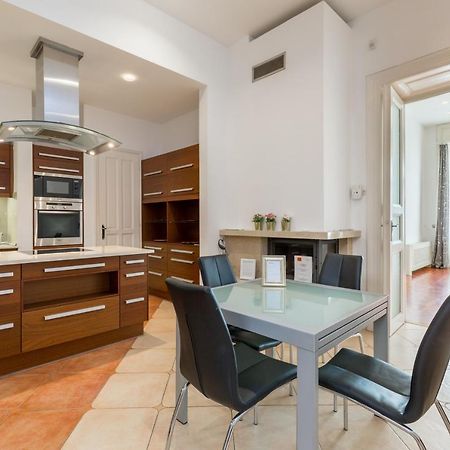 Luxury Central Apartment 부다페스트 외부 사진
