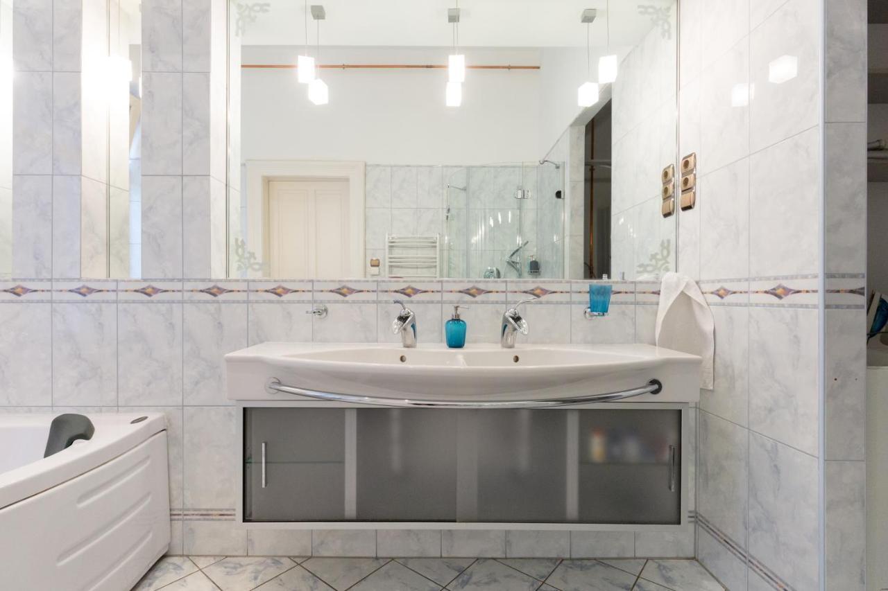 Luxury Central Apartment 부다페스트 외부 사진