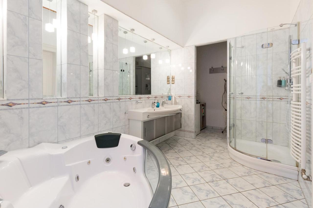 Luxury Central Apartment 부다페스트 외부 사진